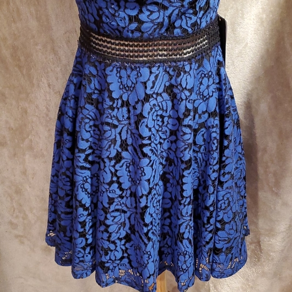 NWT City Triangles Blue Junior's Dress Size 7 New - Picture 3 of 8